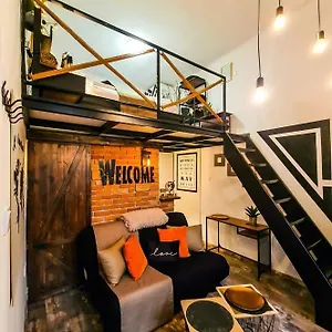 Rustic Flat With Perfect Location Budapest