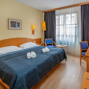 Otel Corvin Sissi Wing, Budapeşte