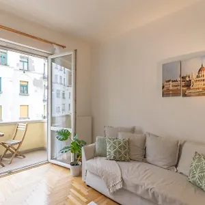 Apartmán Riverside Balcony With View To Danube, Budapešť